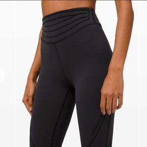 Lululemon Get in Line Super High-Rise Tight 28"
Black